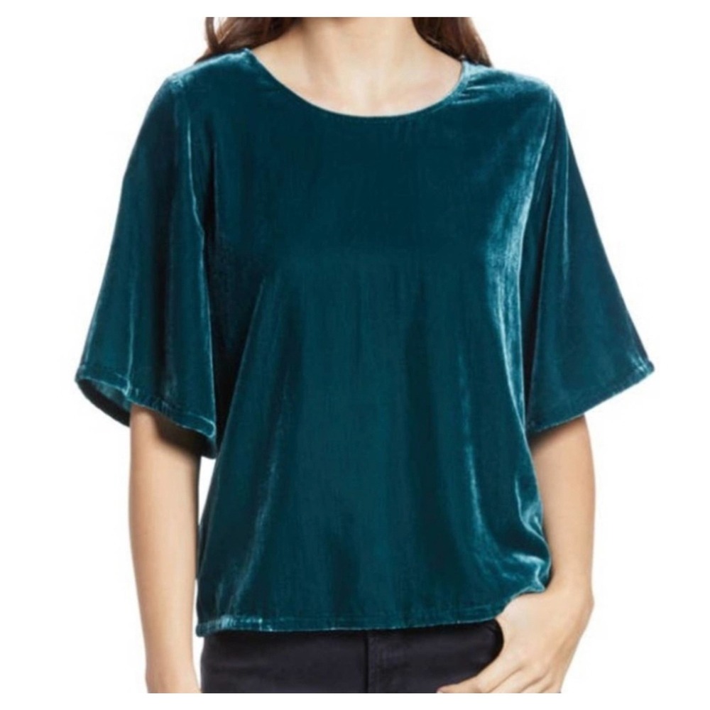 Chelsea 28 Green Velvet Crew Neck Top Size XS‎